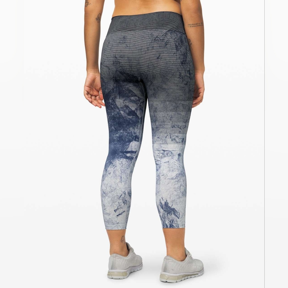 Lululemon Ebb to Train Tight *Wash